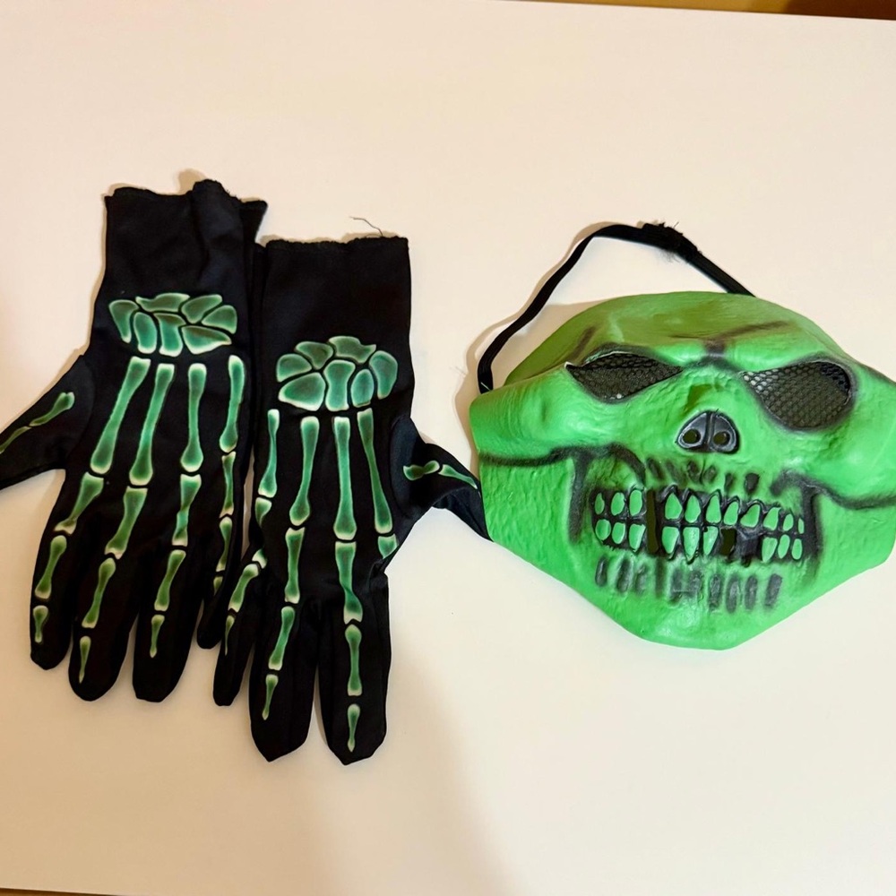 Kids Glow-in-the-Dark Skeleton Costume - Picture 3 of 6